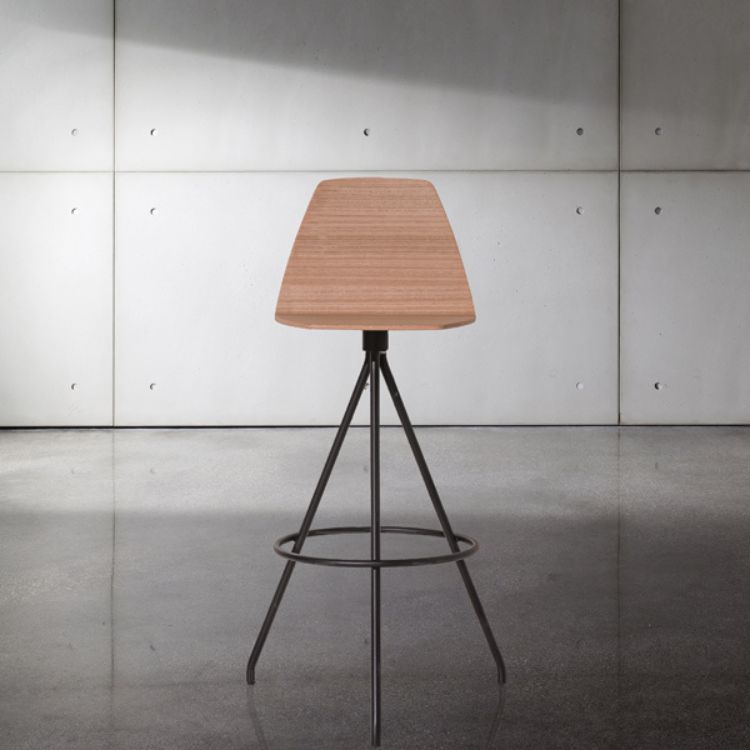 20 Matching Dining Chairs and Bar Stools for Modern Homes